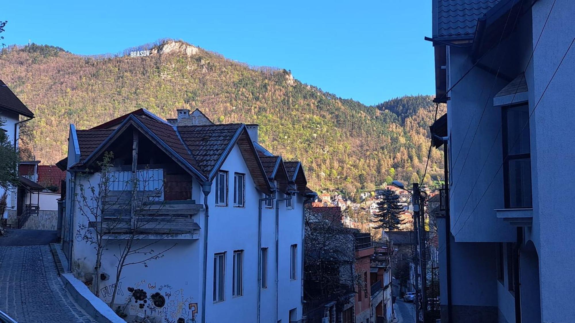 Cosy Studio In The Heart Of Brasov Exterior photo